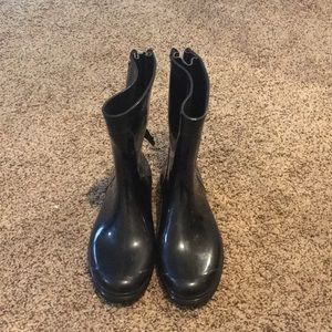 Zip up Aldo rain boots